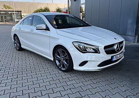 Mercedes-Benz CLA 200 Mercedes Benz CLA 200d 7-G-DCT Coupé