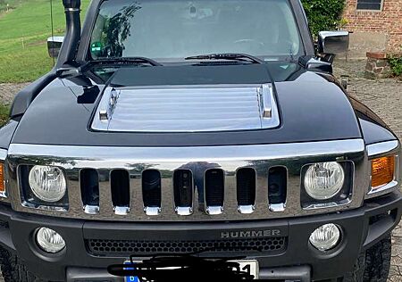 Hummer H3