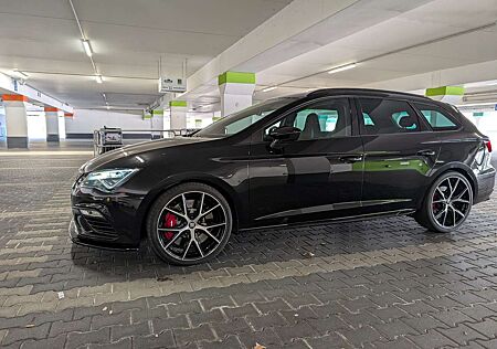 Seat Leon Cupra 300 ST 4Drive Performance Brembo Schalen