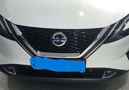Nissan Qashqai 1.3 DIG-T MHEV Tekna