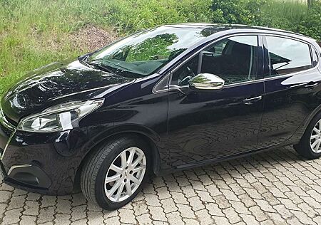 Peugeot 208 PureTech 110 Stop
