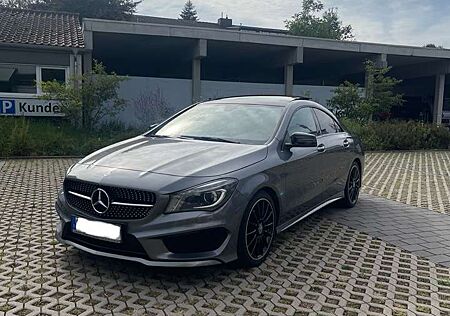 Mercedes-Benz CLA 200 AMG Line