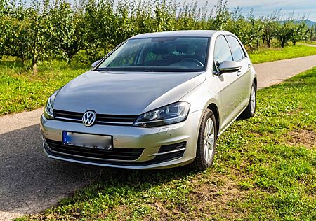 VW Golf Volkswagen VII 5-Türer 1.4 TSI BMT Comfortline