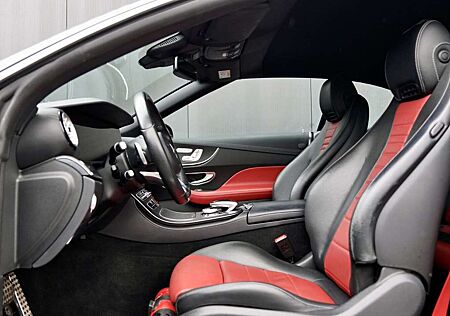 Mercedes-Benz E 300 Cabrio 9G-TRONIC AMG Line