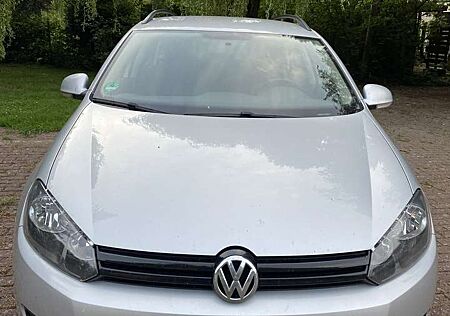 VW Golf Variant Volkswagen 1.6 TDI DPF Comfortline