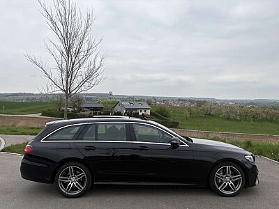 Mercedes-Benz E 400 MERCEDES-E-400-D-4-MATIC-T-AMG-LINE-PANO-AHK-TAUSCH-MÖGLICH