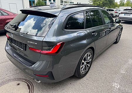 BMW 330 3 Touring e Advantage,Glasdach,HeadUpTOP