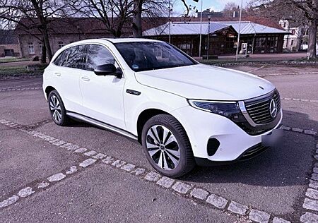 Mercedes-Benz EQC 400 Mercedes 4MATIC | PANO | VOLL | 360° Kamera | Scheckheft MB