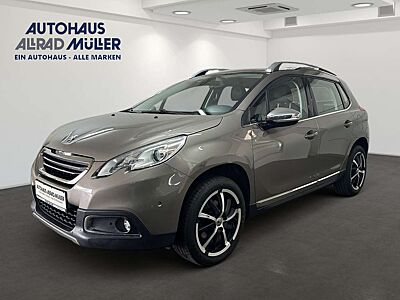 Peugeot 2008 Allure 1.6 120 PS SHZ+NAVI+PDC vo+hi+AHK