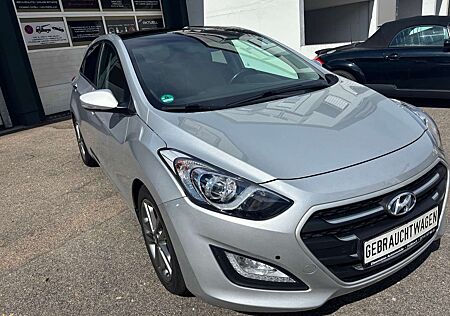 Hyundai i30 1.6 GDI DCT Style Automatik/Navi