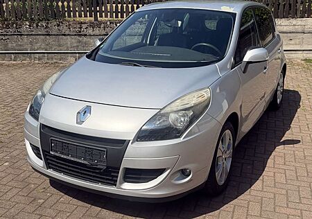 Renault Scenic Scenic Diesel dCi 110 FAP EDC Dynamique