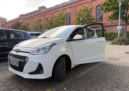 Hyundai i10 gebraucht kaufen Hyundai i10 1.0YES!