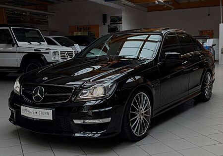 Mercedes-Benz C 63 AMG C63 AMG Performance Limousine|ACC|Bi-Xenon|Navi