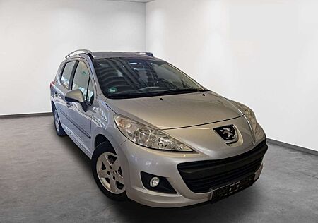 Peugeot 207 1.4i.95PS. Eu4. Klima, EFH. ABS. Servo. TÜV NEU