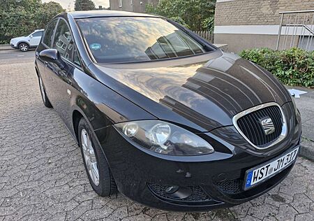 Seat Leon 2.0 FSI Automatik Reference