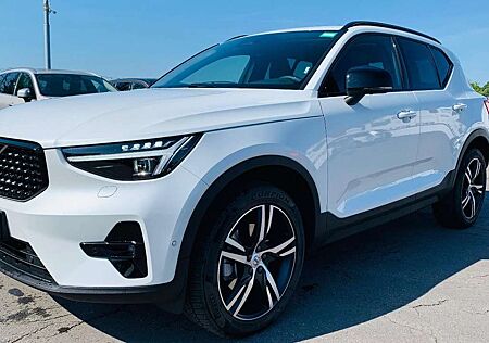 Volvo XC 40 XC40 B3 Aut. Plus Dark Pano RCam BLIS ACC Pilot