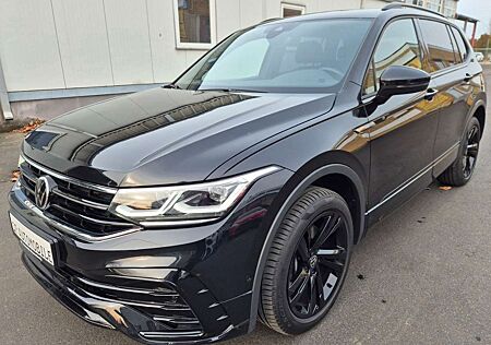 VW Tiguan Allspace Volkswagen R-Line 4Motion Leder Pano Matrix