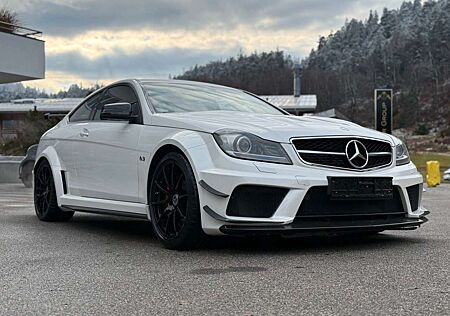 Mercedes-Benz C 63 AMG Black Series Track Package