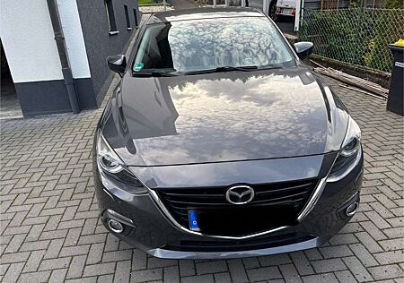 Mazda 3 Sports-Line