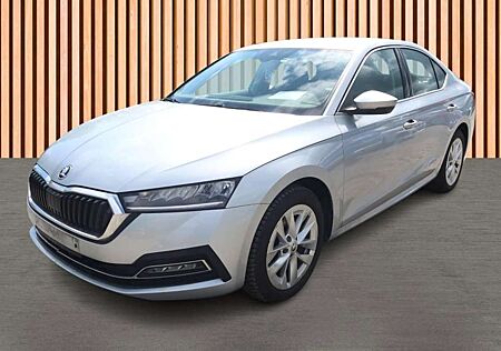 Skoda Octavia 1.0 eTSI DSG Style*Navi*ACC*Kamera*Kessy