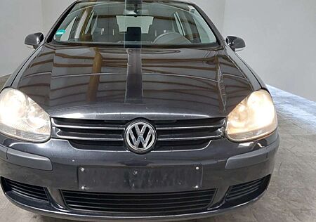 VW Golf Volkswagen 1.6 Trendline