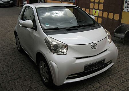 Toyota iQ 1.0