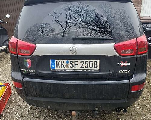 Peugeot 4007 HDI FAP 7-Sitzer Allure