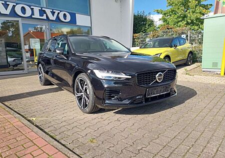Volvo V60 Kombi Plus Dark Recharge Plug-In Hybrid AWD
