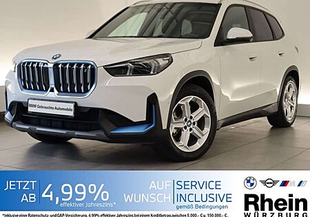 BMW iX1 xDrive30 AHK/HiFi/HeadUp/Panorama/DAB AHK/Glasdach