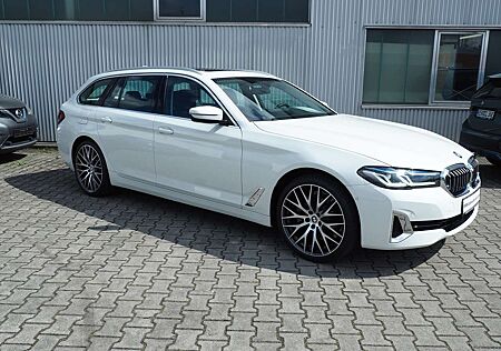 BMW 520 d Touring Aut. Luxury Line*Sitzbelüft*HUD*HiFi*