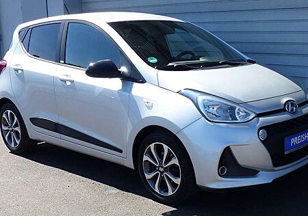 Hyundai i10 Passion + Sehr gepflegt Viele Extras