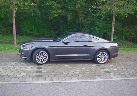 Ford Mustang 2.3 Eco Boost