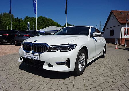 BMW 320 i Luxury Line
