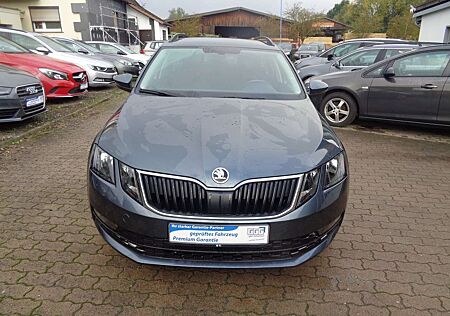 Skoda Octavia Tour*Garagenwagen*Garantie* 1.Hand*