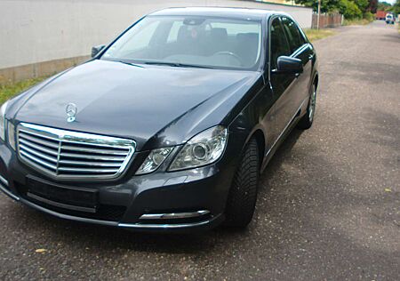 Mercedes-Benz E 220 CDI BlueEfficiency (212.002)