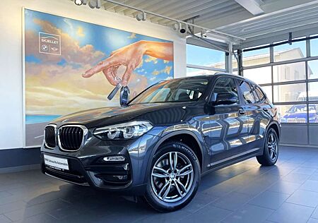 BMW X3 xDr.20d Aut.-8G PANO+AHK+LED+TEMP+NAVI+PDC+