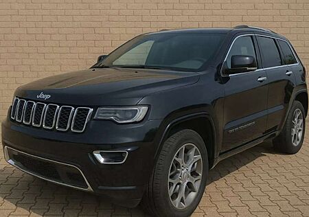 Jeep Grand Cherokee Overland Sportsitze LED AHK Klima Sound - System