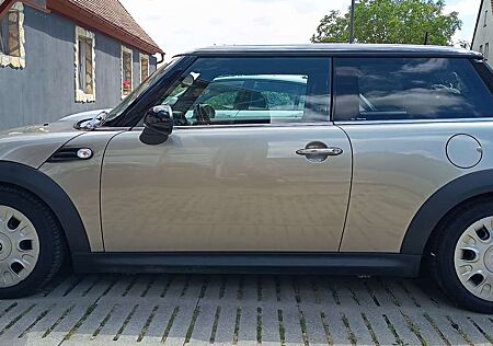 Mini Cooper Neue TÜV!!!! Keine Mängel!!! Neue Bremse hinten un