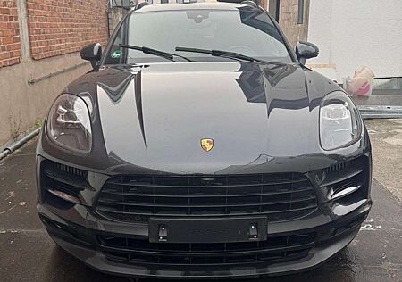Porsche Macan S PDK