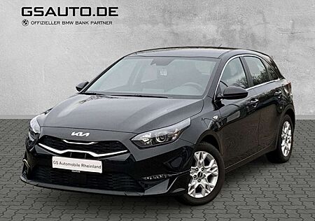 Kia Cee'd Ceed / 1.5 T-GDI Vision Aut. Navi ACC Kamera EU6d