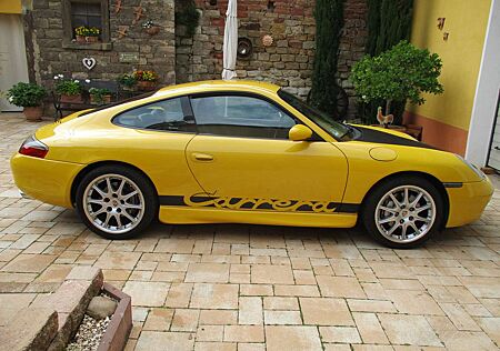 Porsche 911 996 Carrera 4