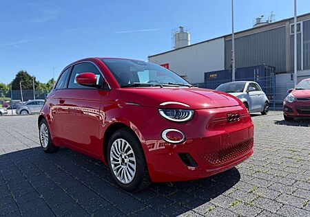 Fiat 500E Red LED-Scheinwerfer