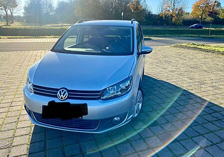 VW Touran Volkswagen 1.6 TDI DSG BMT Comf. Standheizung Zahnriemen Neu