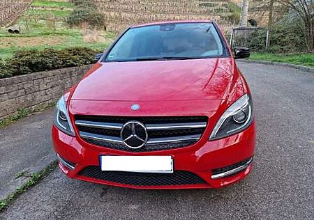 Mercedes-Benz B 250 (246.244)