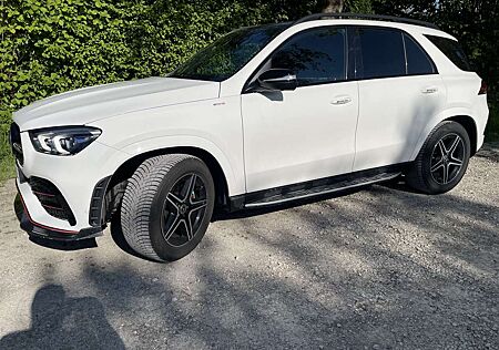 Mercedes-Benz GLE 350 d 4Matic 9G-TRONIC AMG Line mit Dashcam