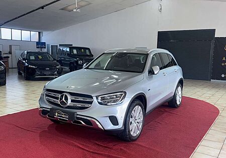 Mercedes-Benz GLC 300 de 4Matic AHK