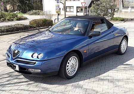 Alfa Romeo Spider +2.0+16V+Twin+Spark