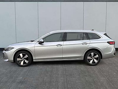 Volkswagen Passat Variant Business DSG+AHK+MASSAGE+NAVI+...