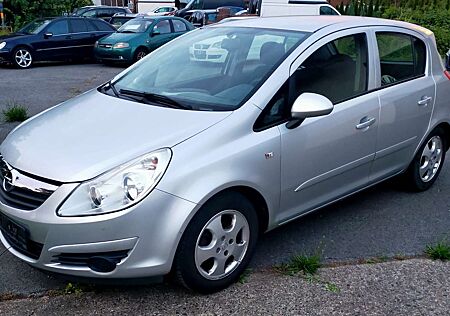 Opel Corsa 1.2 16V Cosmo - 2 Hd - Klima - Tüv 12/25