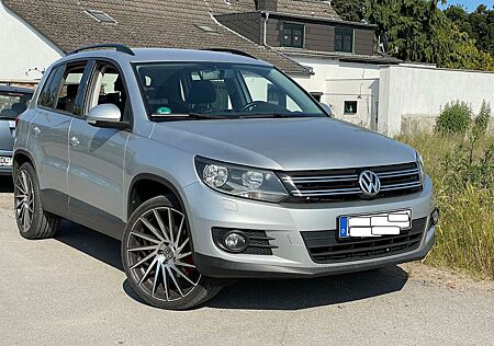 VW Tiguan Volkswagen 2.0 TDI DPF BlueMotion Technology Trend